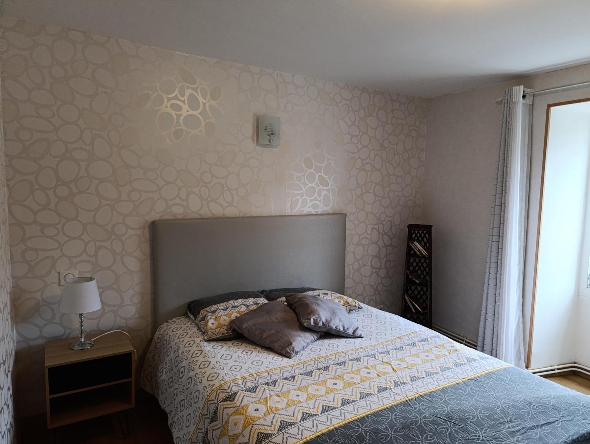Maison Spacieuse Et Agreable Saint-Georges-de-Luzençon Exteriér fotografie